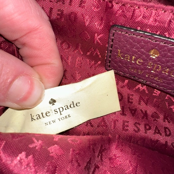 👜 Kate Spade New York Burgundy Leather Double Zip Crossbody Bag - Picture 4 of 6